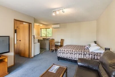 Double Queen Suite